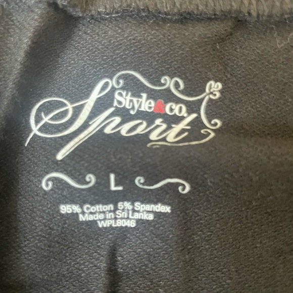 - NWT Style & Co cropped sweatpant-large - Picture 2 of 3